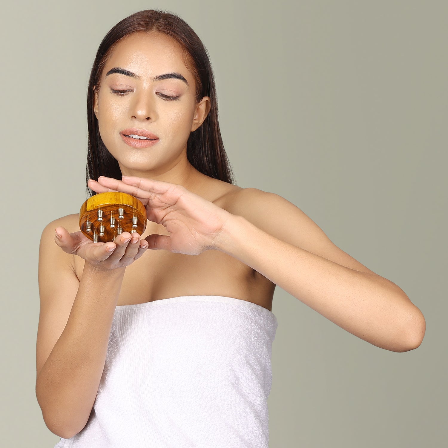 Art of Vedas Kansa Scalp Massager for Ayurveda Professionals - Ayurvedic Scalp Tool for Hair Growth and Relaxation